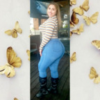 irisvbootylicious Profile Picture