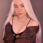 lolafawn Profile Picture